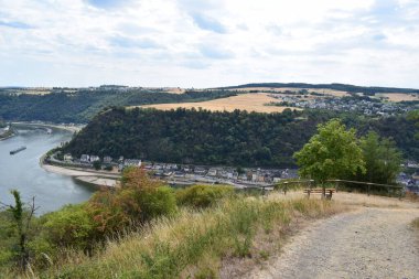 Loreley 'deki güzel Rhien Vadisi manzarası