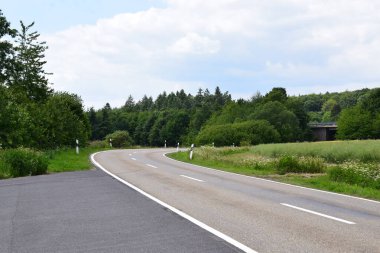 Kırsalda yol