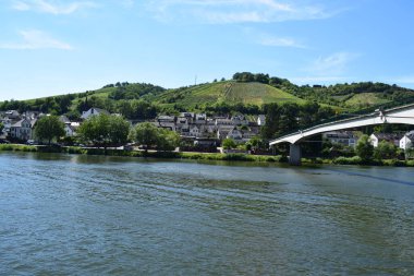 Zell an der Mosel 'deki köprü