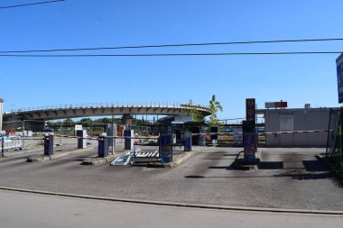 Thionville tren istasyonunun otoparkında