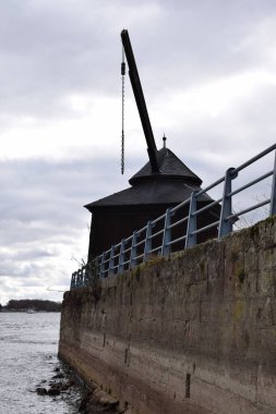 Ren, Oestrich-Winkel 'de 1745 yılından kalma şarap yüklü vinç.