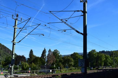 Mittelrheintal üzerinden demiryolu manzarası