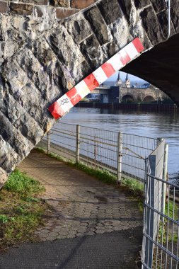 Almanya 'da Ren Nehri' ndeki köprü