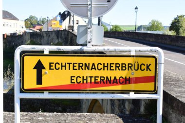 Echternach, Lüksemburg 'dan çıkış yolu ve sınır