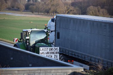Almanya 'da çiftçi protestosu