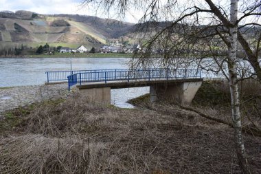 Köprü yapısı mimarisinin manzarası