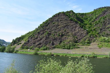 Moselle 'in üstündeki uçurum