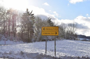 kış manzara modunda oturum