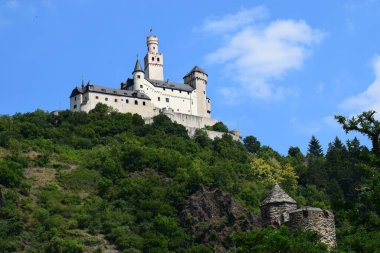 Marksburg, Mittelrheintal 'deki kale, Almanya 
