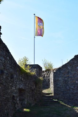 Eski şehrin kalesi Virneburg