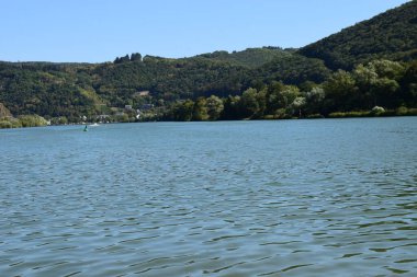 Yazın Mosel nehri.