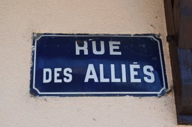 Rue des Allies - sokak adı işareti
