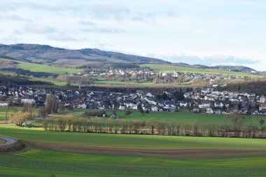 the village of Thuer and Obermendig