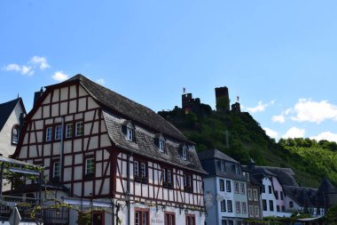 Burg Metternich ile Beilstein