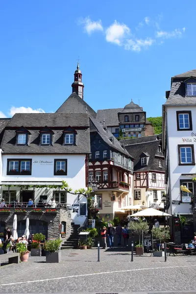 Almanya 'nın Mosel kentindeki Beilstein' in eski köy merkezi.