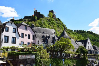 Burg Metternich ile Beilstein