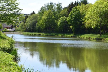 Nehir ve nehir köyü..