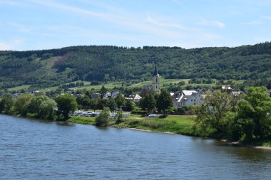 Hıristiyan kilise mimarisinin manzarası