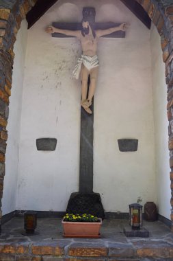 Şehirdeki eski kilise.