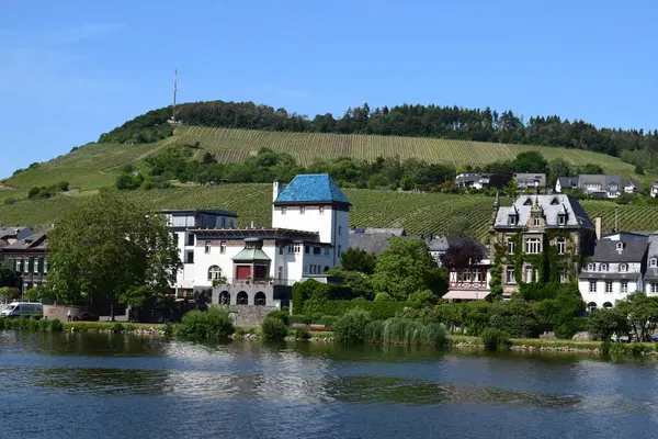 Alman Vadisi 'ndeki Mosel şehri.