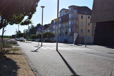 Yazın şehir manzarası