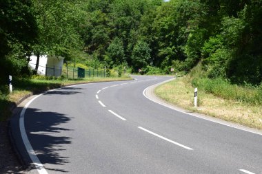 Kırsalda yol