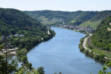 Almanya 'da Ren Nehri ve Ren Nehri