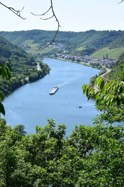 Güzel limanın manzaralı görüntüsü