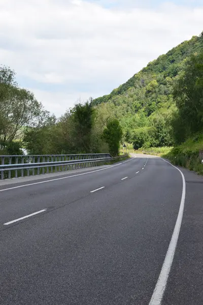 Yazın Mosel Vadisi Yolu