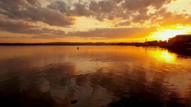 Denizde gün batımı