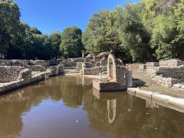 Arnavutluk: 8 Ekim 2022: Butrint manzarası. Arnavutluk 'taki harabe Roma kenti