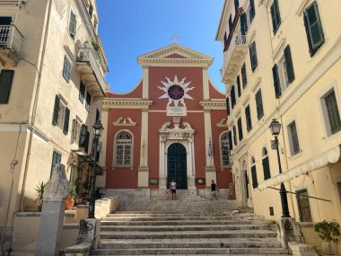 Yunanistan: 8 Ekim 2022: Korfu adasının manzarası. Binalar ve manzara. Eski Kale. 