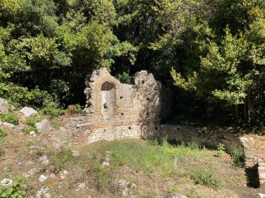 Arnavutluk: 8 Ekim 2022: Butrint manzarası. Arnavutluk 'taki harabe Roma kenti