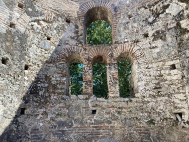 Arnavutluk: 8 Ekim 2022: Butrint manzarası. Arnavutluk 'taki harabe Roma kenti
