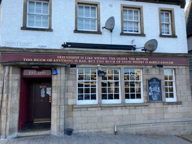 İskoçya: 7 Ocak 2025: İlkbaharda güzel Inverness. İskoçya 'nın İskoçya' ya açılan kapı. Ness Nehri üzerindeki İskoç şehri.