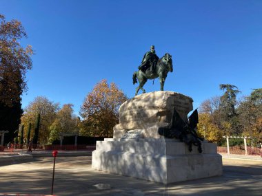 Madrid, İspanya - 10 Ocak, 22 Ocak, 17: İspanya 'daki Madrid Kralı' nın heykeli.