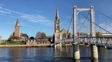 Inverness, İskoçya 'daki Greig Caddesi Köprüsü. İskoçya 'ya açılan kapı. 