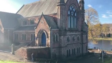 Inverness 'teki Ness Bank Kilisesi. İskoçya İskoçya 'ya açılan kapı. İskoçya