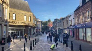 Inverness, İskoçya şehir merkezine bakın. İskoçya 'ya açılan kapı.