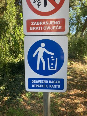Hırvatça uyarı işaretleri. Sokak tabelaları, sağlık ve güvenlik uyarıları. Tehlikeleri ve yasaklı kuralları gösteriyor. Giriş yok. Tehlike
