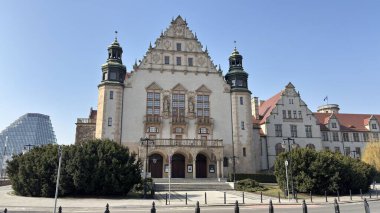 Adam Mickiewicz Meydanı (Plac Adama Mickiewicza w Poznaniu). Collegium Minus. Poznan 'da bir yer. Polonya şehir merkezi Pozna 'daki ünlü eski binaların turizm beldesi