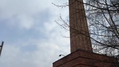 Radegast tren istasyonu Radogoszcz Bahnhof Lodz Polonya 'daki tarihi tren istasyonu Yahudi soykırımı, Polonya Lodz' u anma törenine götürüldü.