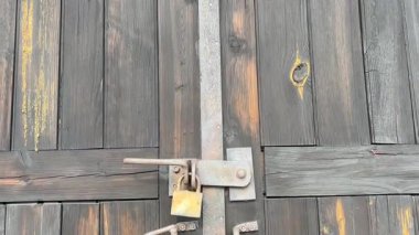 Radegast tren istasyonu Radogoszcz Bahnhof Lodz Polonya 'daki tarihi tren istasyonu Yahudi soykırımı, Polonya Lodz' u anma törenine götürüldü.