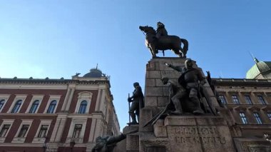 Pazar Meydanı Eski Belediye Binası. Polonya 'nın Krakow kentinin şehir manzarası. Polonya, ünlü sokak binaları yerleştirdi