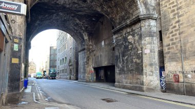 Edinburgh şehir manzaralı eski kasaba binaları ünlü turistik mekan olan İskoçya 'nın başkenti. İskoç turistik yerleri