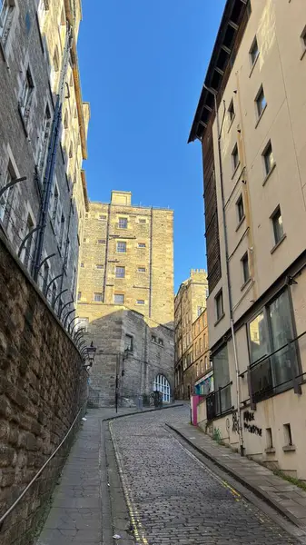 Edinburgh şehir manzaralı eski kasaba binaları ünlü turistik mekan olan İskoçya 'nın başkenti. İskoç turistik yerleri