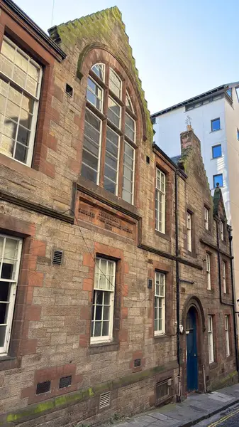 Edinburgh şehir manzaralı eski kasaba binaları ünlü turistik mekan olan İskoçya 'nın başkenti. İskoç turistik yerleri