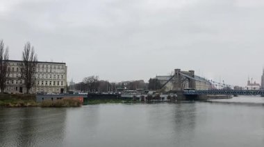 Wrocaw. Polonya 'nın Wroclaw şehrinin şehir manzarası. Polonya, ünlü sokak binaları yerleştirdi