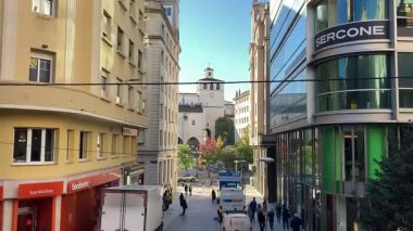 Santander, İspanya 'daki binaların şehir manzarası. Sokak manzarası ve tarihi mekan. Güzel bir İspanyol şehrinde turistik yerler