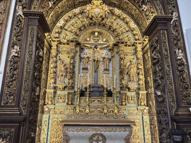 Igreja de Santa Maria 'nın iç manzarası. Aziz Maria Kilisesi. İçeriden. Faro, Portekiz 'de, Algarve kıyısında. Dini Bina büyük dekorasyonu